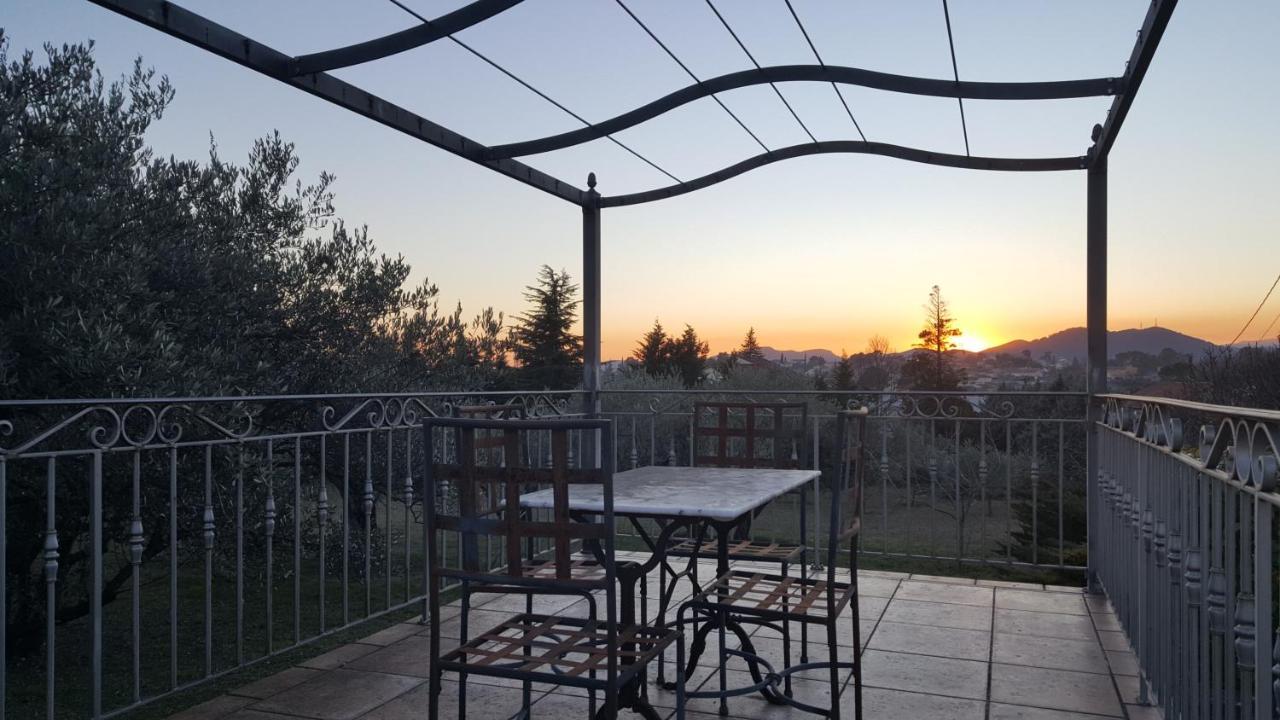 Le Relais Fleuri Otel Alès Dış mekan fotoğraf