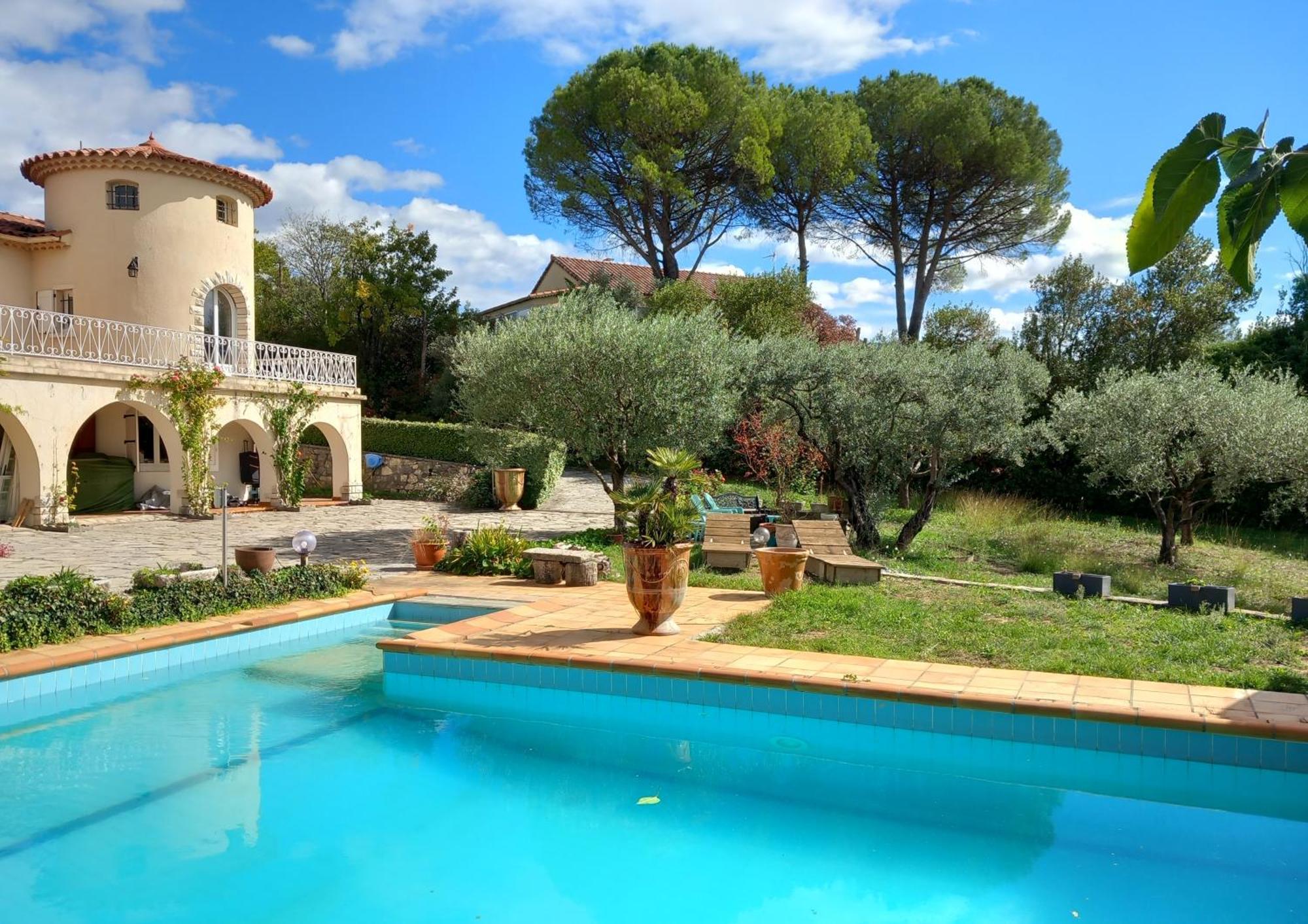 Le Relais Fleuri Otel Alès Dış mekan fotoğraf